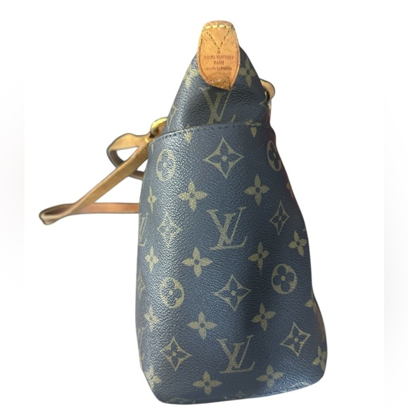 Louis Vuitton monogram totally PM - Picture 4 of 9